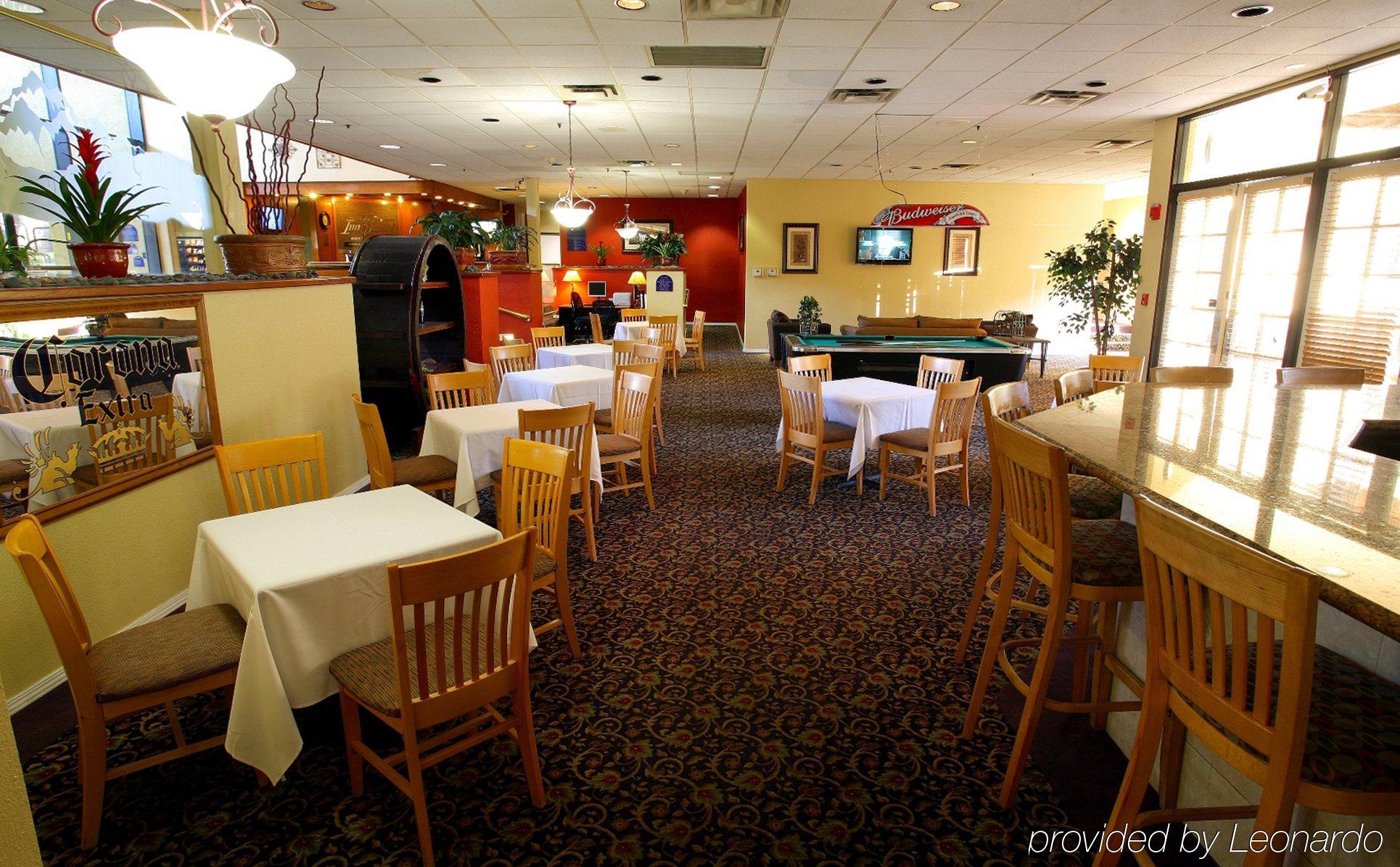 Hotel D'Lins Ontario Airport Restaurant bilde