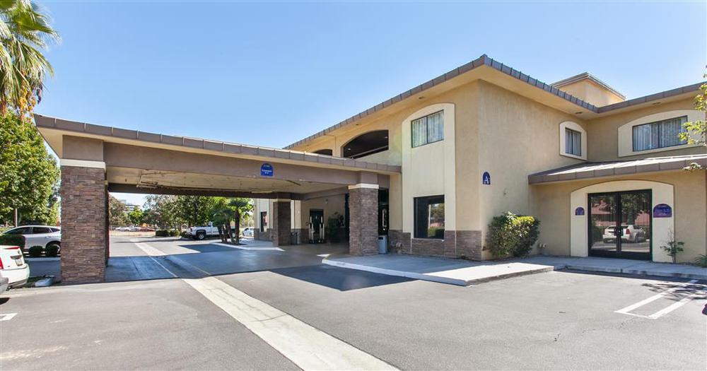 Hotel D'Lins Ontario Airport Eksteriør bilde